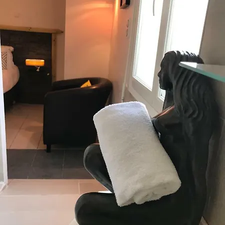 De La - Ξενοδοχείο